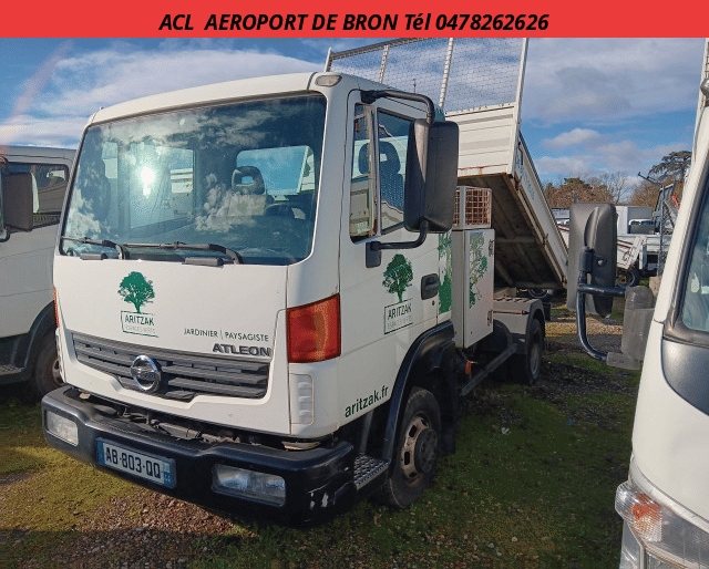 Nissan Nissan Atleon 35.15 Benne et coffre