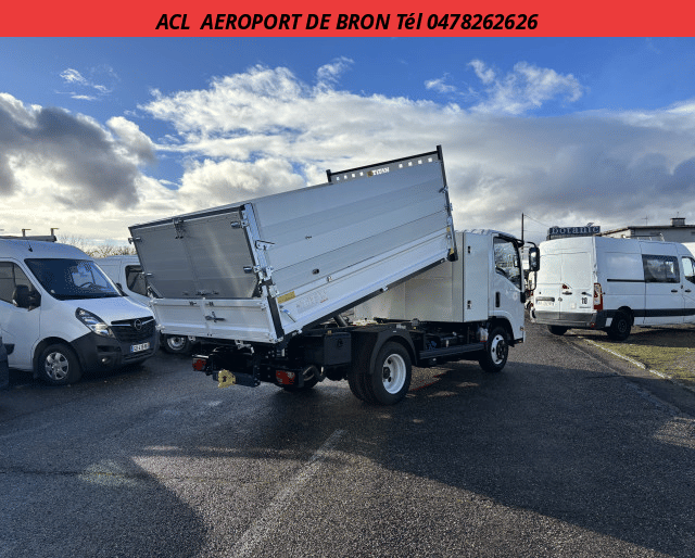 Isuzu M27 BENNE + COFFRE 3.0L 150 R.J