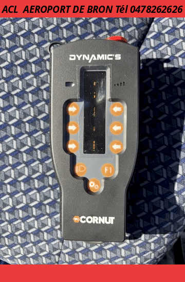 Isuzu M27 POLY BENNE D30C32  3.0L 150 R.J