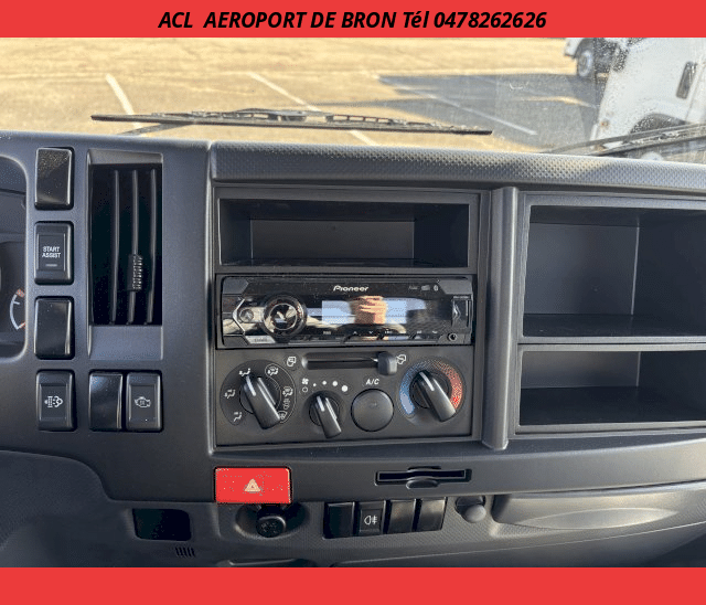 Isuzu M27 POLY BENNE D30C32  3.0L 150 R.J