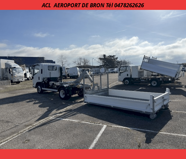 Isuzu M27 POLY BENNE D30C32  3.0L 150 R.J