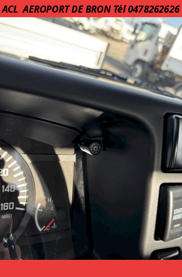 Isuzu M27 BENNE + COFFRE 3.0L 150 R.J