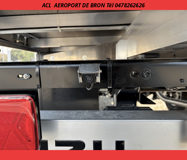 Isuzu M27 BENNE+ GRUE FASSI F30 RADIOCOMMANDE