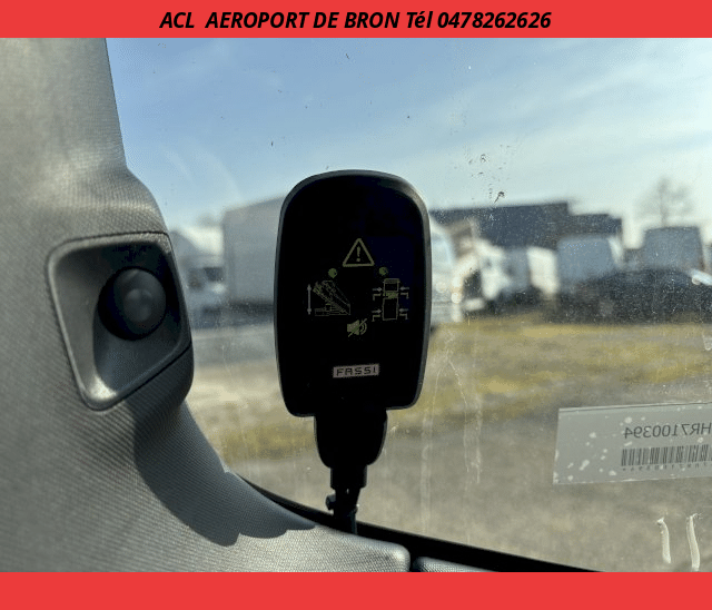 Isuzu M21 TT HEAVY PLATEAU+GRUE FASSI F30M.0.23 120 R.J