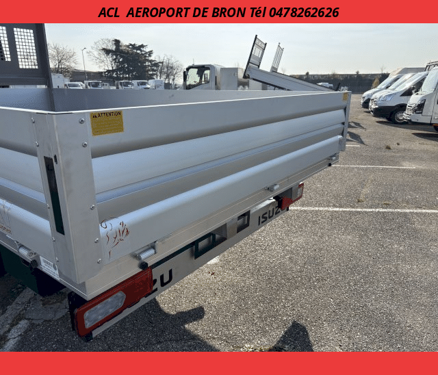 Isuzu M21 TT HEAVY PLATEAU+GRUE FASSI F30M.0.23 120 R.J