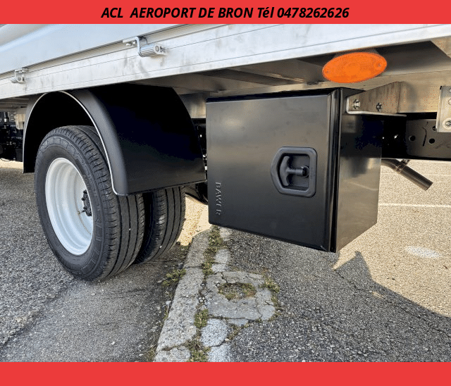 Isuzu M21 TT HEAVY PLATEAU+GRUE FASSI F30M.0.23 120 R.J