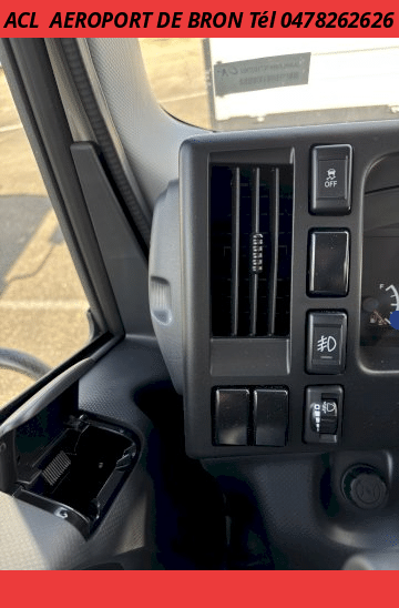 Isuzu M27 F PETITE SERIE BENNE + COFFRE 3.0 L 150 R.J