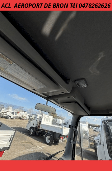 Isuzu M27 F PETITE SERIE BENNE + COFFRE 3.0 L 150 R.J