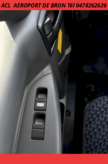 Isuzu M27 BENNE + COFFRE 3.0 L 150 R.J