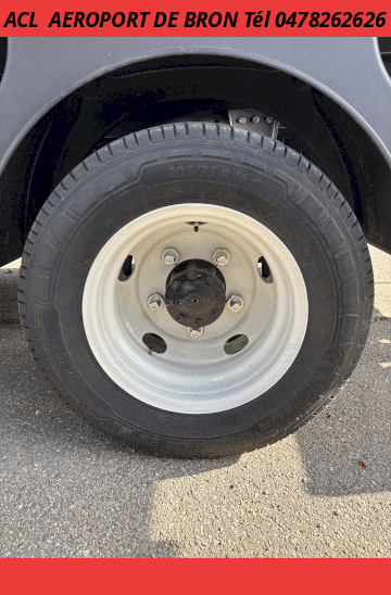 Isuzu M27 BENNE + COFFRE 3.0 L 150 R.J