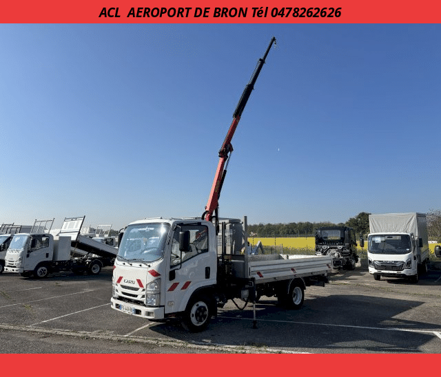 Isuzu Isuzu M21 PLATEAU + GRUE 120 CV R.J