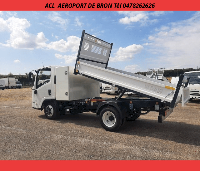 Isuzu M21 BENNE+COFFRE M21 T F AISIN R.J