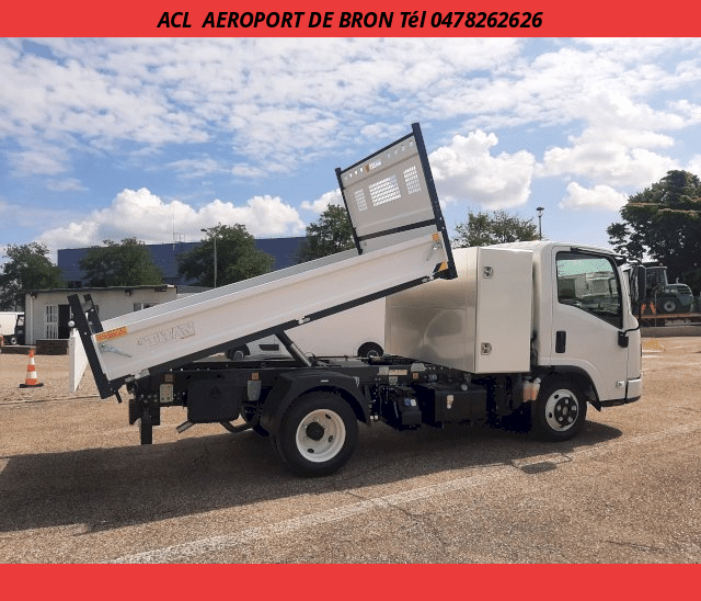 Isuzu M21 BENNE+COFFRE M21 T F AISIN R.J