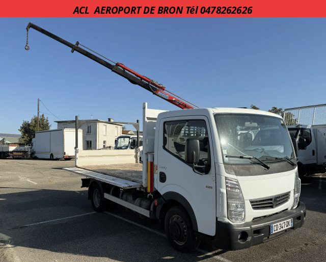 Renault MAXITY TRI-BENNE + GRUE 2.3 DCI 125 R.J