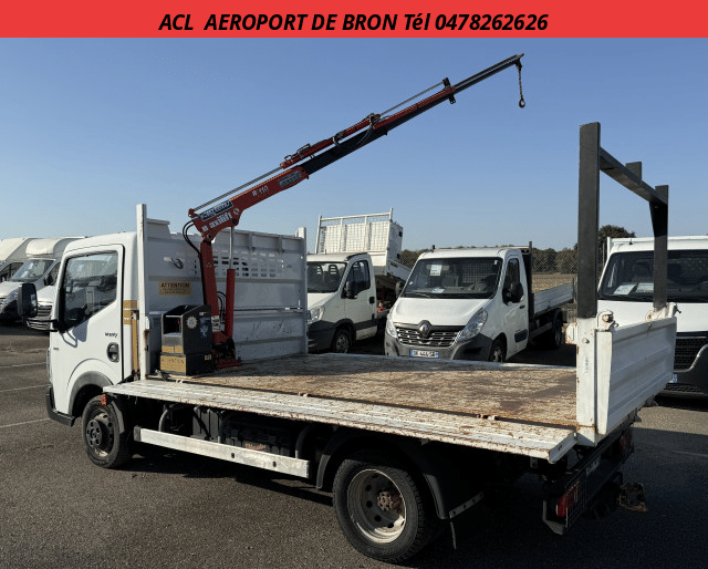 Renault MAXITY TRI-BENNE + GRUE 2.3 DCI 125 R.J