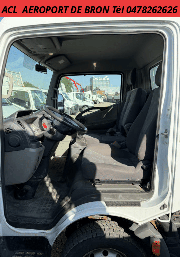 Renault MAXITY TRI-BENNE + GRUE 2.3 DCI 125 R.J