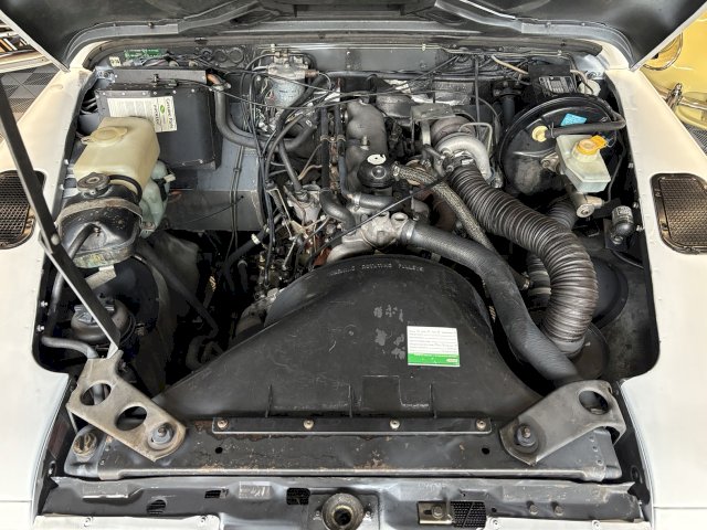 Land-Rover Land-Rover Defender 90 2,5 Turbo diesel court baché 