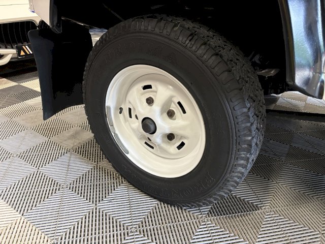 Land-Rover Land-Rover Defender 90 2,5 Turbo diesel court baché 