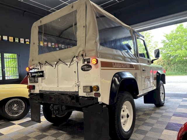 Land-Rover Land-Rover Defender 90 2,5 Turbo diesel court baché 