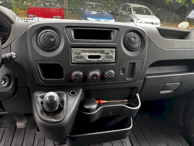 Nissan Nissan NV400  3t5 L3H3 2.3 dCi 125ch Business