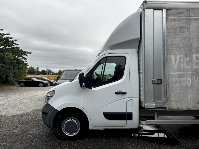 Nissan Nissan NV400  3t5 L3H3 2.3 dCi 125ch Business