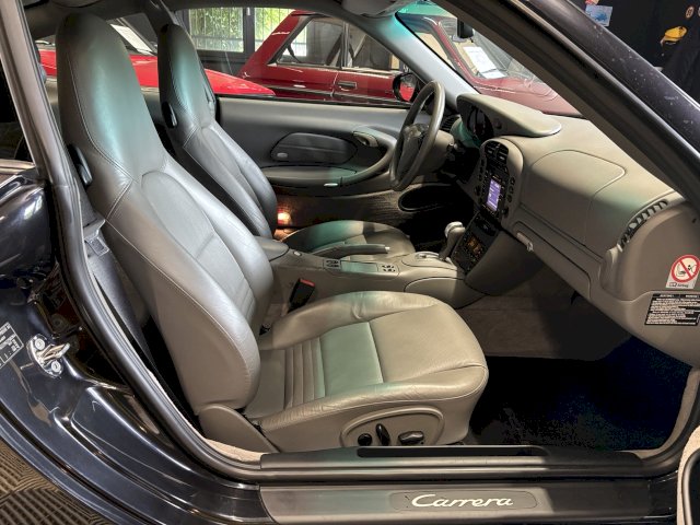 Porsche Porsche 911 3,6 320ch Tiptronic Carrera 2
