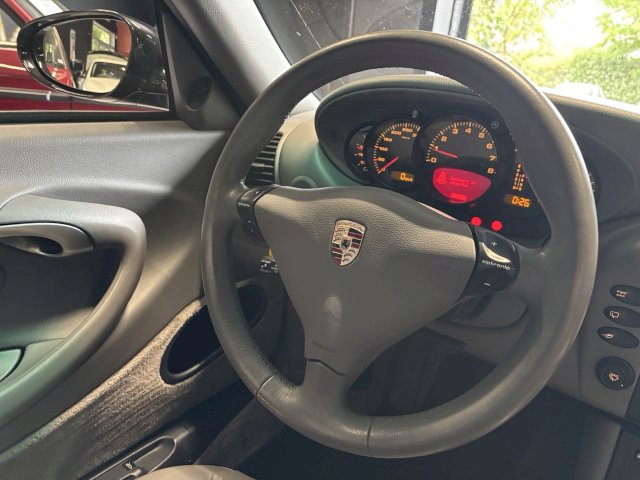 Porsche Porsche 911 3,6 320ch Tiptronic Carrera 2
