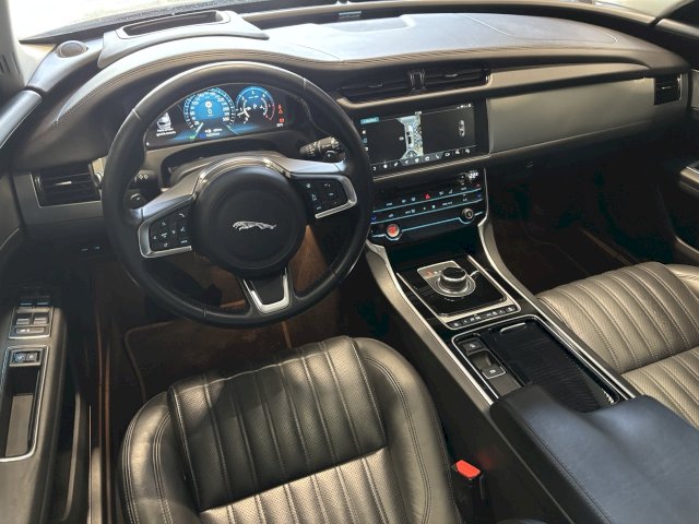 Jaguar Jaguar XF Estate II 3.0 V6 D 300ch Portfolio BVA