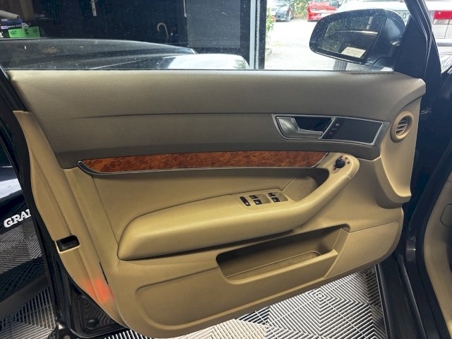 Audi Audi A6 II 3.0 V6 220 Pack Plus quattro Tiptronic