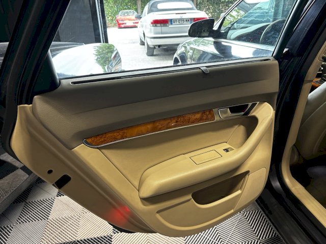 Audi Audi A6 II 3.0 V6 220 Pack Plus quattro Tiptronic