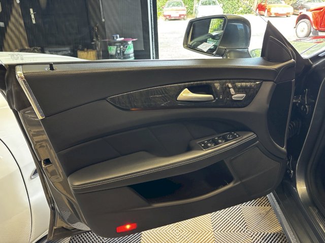 Mercedes-Benz Mercedes-Benz CLS II (W218) 350 d Sportline 4Matic 9G-Tronic