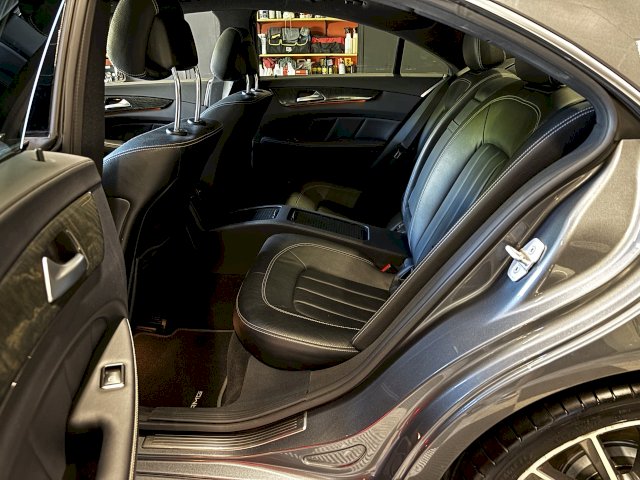 Mercedes-Benz Mercedes-Benz CLS II (W218) 350 d Sportline 4Matic 9G-Tronic