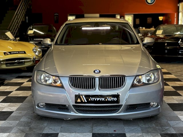 BMW BMW Série 3 V (E90) 325xiA 218ch Luxe