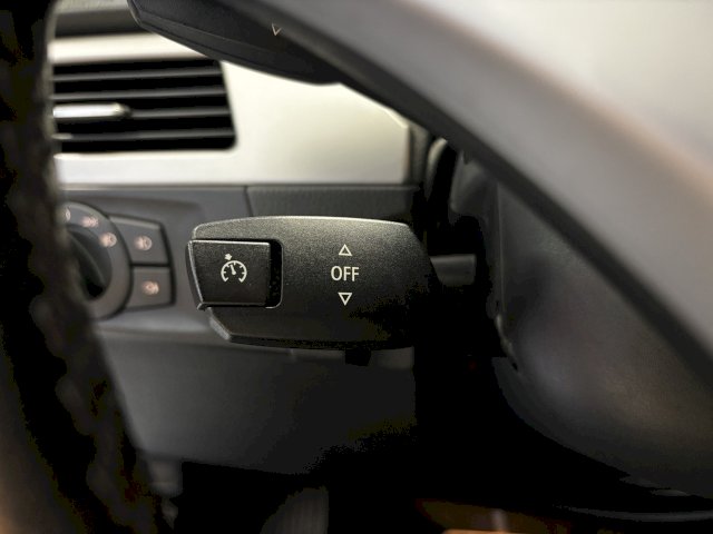 BMW BMW Série 3 V (E90) 325xiA 218ch Luxe