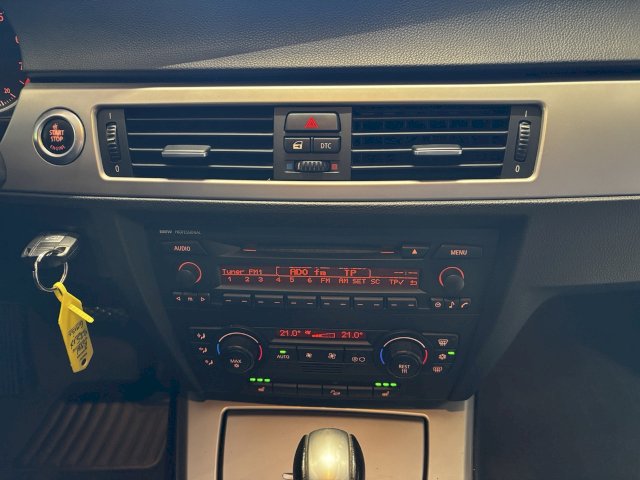 BMW BMW Série 3 V (E90) 325xiA 218ch Luxe