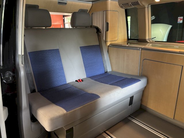 Volkswagen Volkswagen California V (T5) 2.5 TDI 174 Confort 4Motion