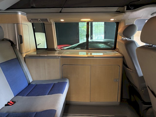 Volkswagen Volkswagen California V (T5) 2.5 TDI 174 Confort 4Motion