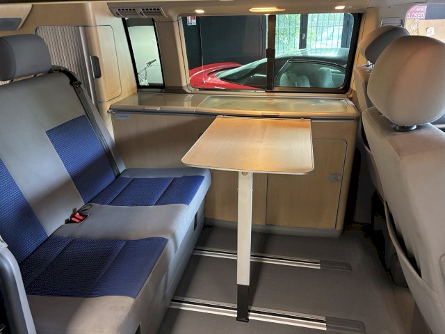 Volkswagen Volkswagen California V (T5) 2.5 TDI 174 Confort 4Motion