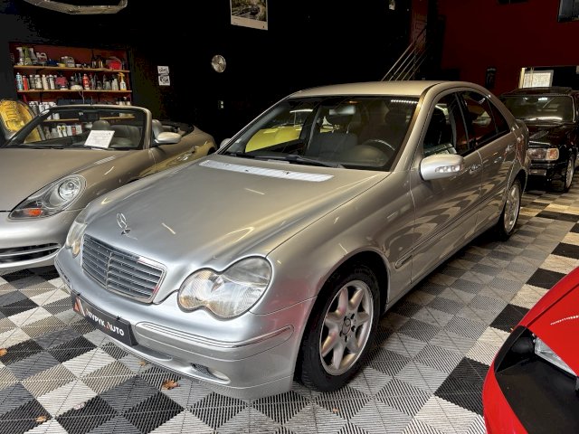 Mercedes-Benz Mercedes-Benz Classe C II (W203) 270 CDI Elegance BA