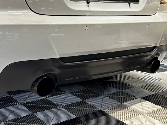 BMW BMW Série 3 V (E92) 335i Sport Design