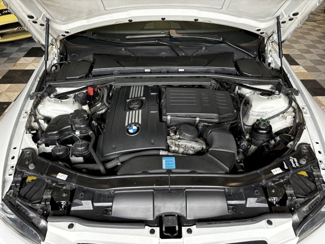 BMW BMW Série 3 V (E92) 335i Sport Design