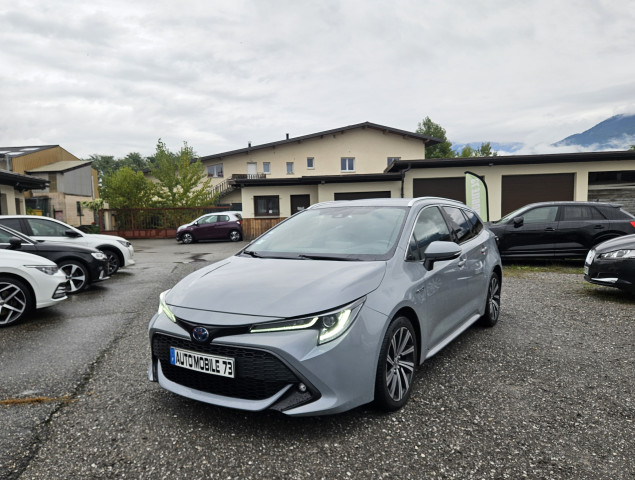 Toyota Toyota Corolla X 122h Design MY21