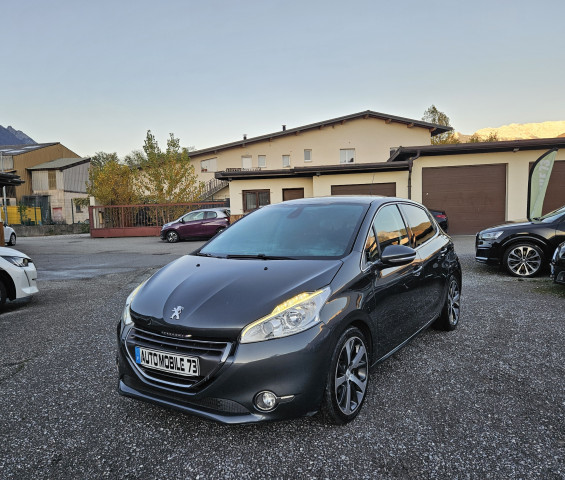 Peugeot Peugeot 208  1.6 VTi Féline BA 5p