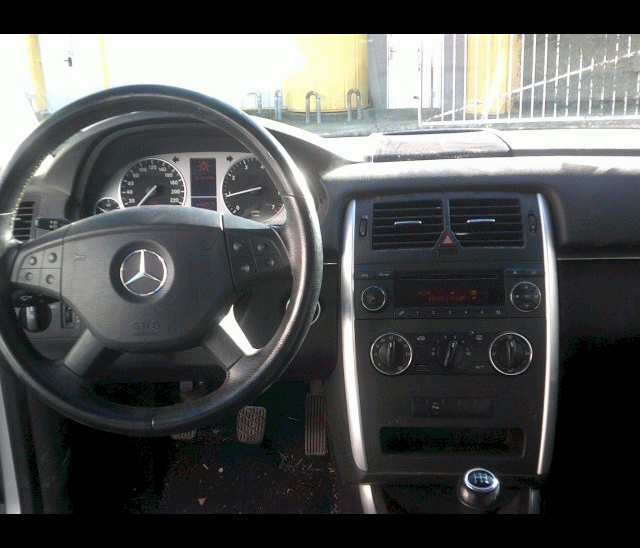 Mercedes-Benz Mercedes-Benz Classe B 200