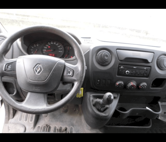 Renault Renault Master L2H2 DCI 125 CV 7 PLACES Vitré