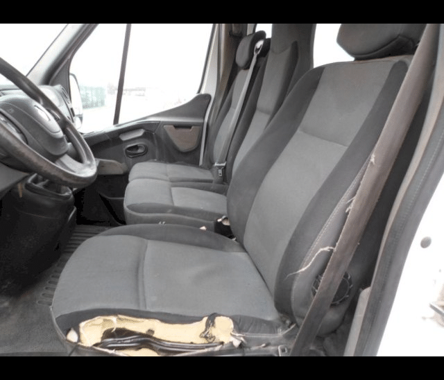 Renault Renault Master L2H2 DCI 125 CV 7 PLACES Vitré