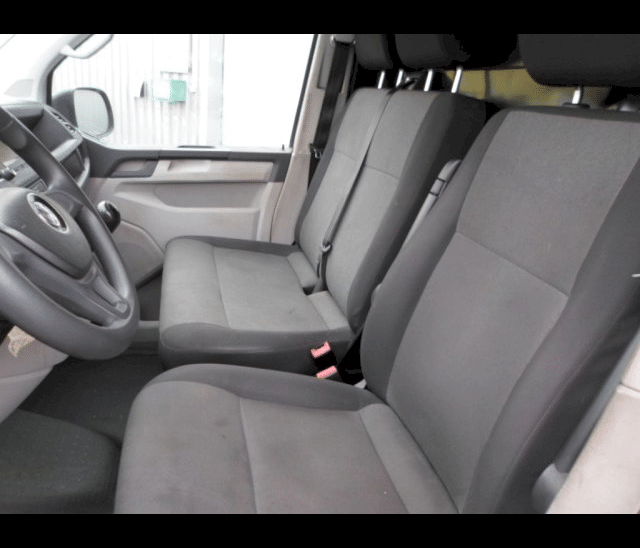 Volkswagen Volkswagen Transporter  2 PORTES LATERALES  150cv