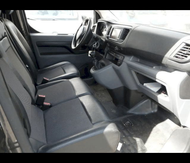 Citroën Citroën Jumpy MOYEN 1,5 BLUE HDI 120CV