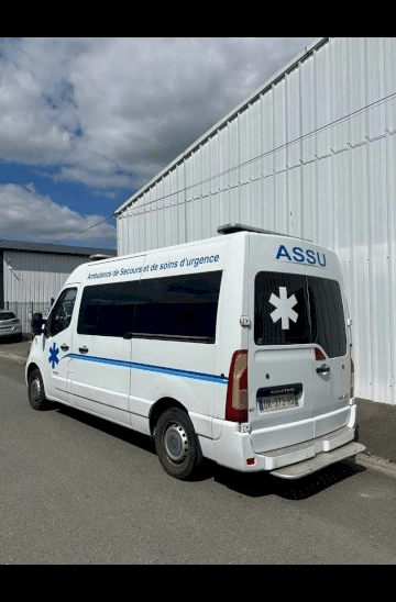 Renault Renault Master 2.3L BLUE DCI 150CV AMBULANCE