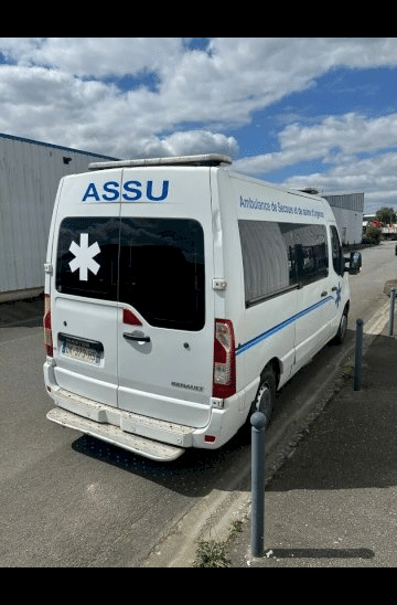 Renault Renault Master 2.3L BLUE DCI 150CV AMBULANCE